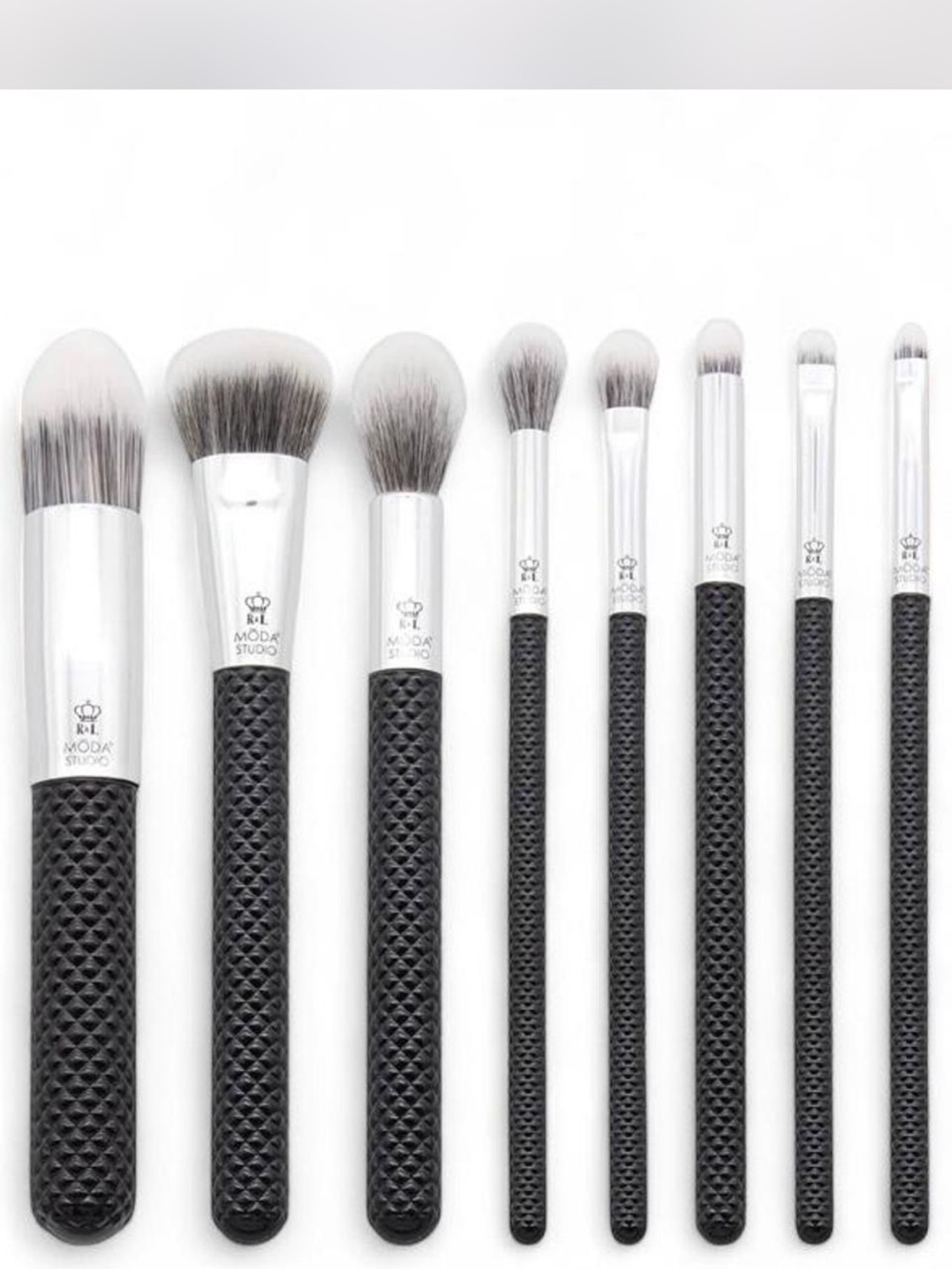 NWT AOA Studio Kabuki Hi-Def 10-Piece Makeup Brush Set + Travel Roll 🖤